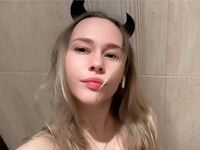 free adultcam GillianBaskett