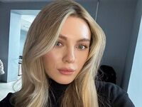 webcamstripper live GladysAgard