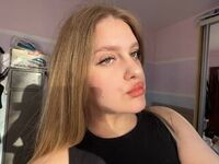 fingering webcam girl GraceHollis