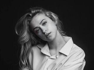 cam girl live webcam video GwynethHibbits