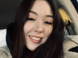 naked webcam girl photo HaniKoenke