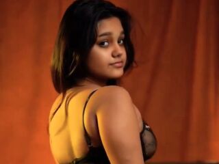 naked girl with webcam ImmiGreen