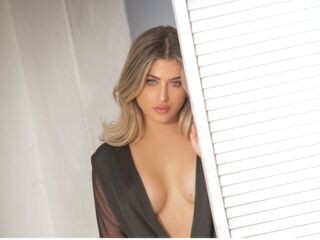 naked camgirl IrinaMolkova