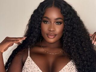 hot camslut IrisDavie