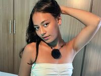 hot cam girl masturbating with vibrator IsabellaSantanna