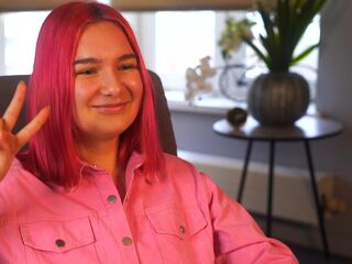 hot cam hooker JameYerian