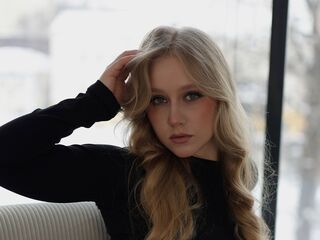 live chat room JennieEstrela