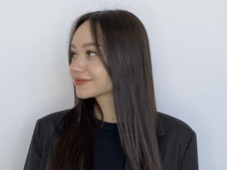 cam girl playing with vibrator JinGrinnan