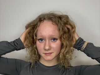 naked webcam girl masturbating JoieBrunson