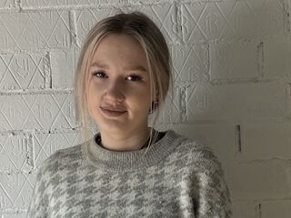 chatroom webcam photo KarynMcguire