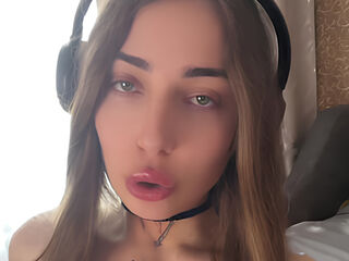 nude gamgirl KorniBlook