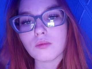 hot cam girl fingering KristenAnchors