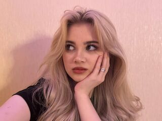 hot webcam slut LatoyiaCanpos