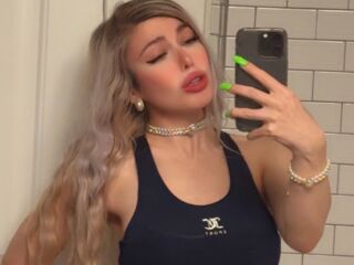 jasmin cam video LauraTate