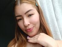 camslut showing pussy LaurensPeterson