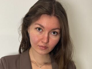 chatwhore LeilaCoocher