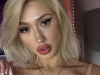 webcamgirl LeraGoolden