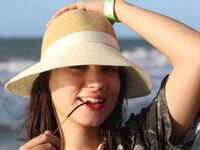 naked webcamgirl LexasWorld