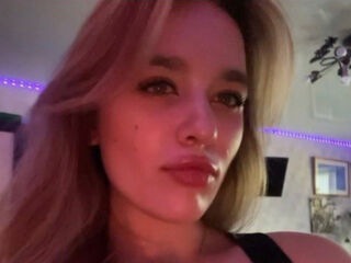 naughty webcam LieselotteJetter