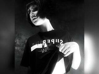 camgirl picture LilluMoon