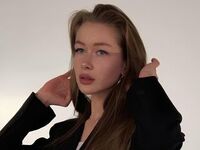 nude camgirl photo LinaMikaya