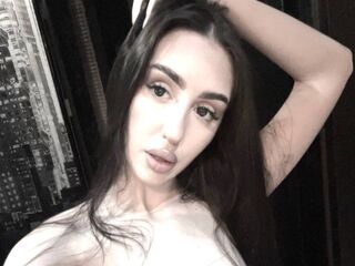 shaved pussy cam LisaFoxie