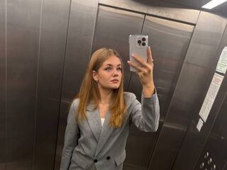 hot girl webcam picture LizzieIacovino