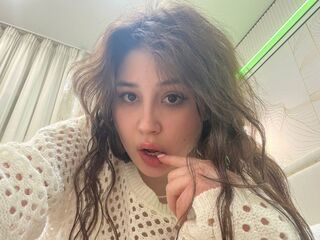 bedroom live webcam LolaBerry