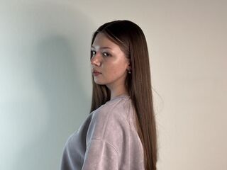 hot cam girl fingering pussy LouisePov