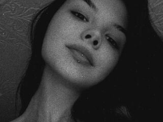 naughty cam girl fingering pussy LubaArvanitis