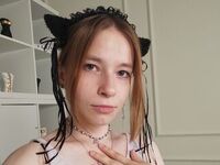 nude cam girl picture LynetteHeart