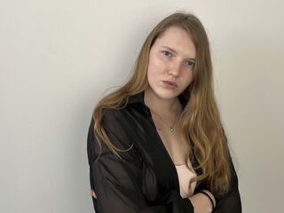 webcamgirl chat MadalineMosman