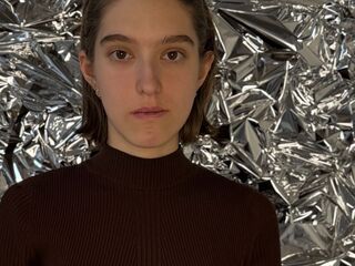 sexy cam girl MaeganDegiacomo