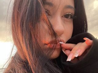 fingering camwhore MaiPreato