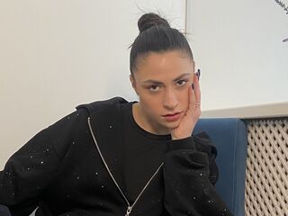 naked camgirl picture MariannaKisz