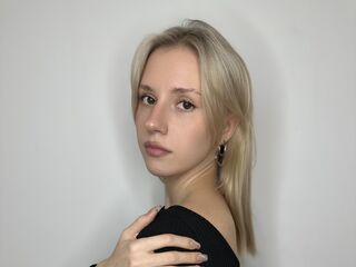 naked girl with webcam fingering MarlaPankake