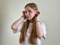 live teaser cam MaudBasil
