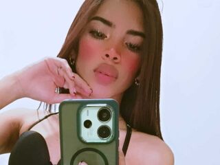 live cam show MeliClarck