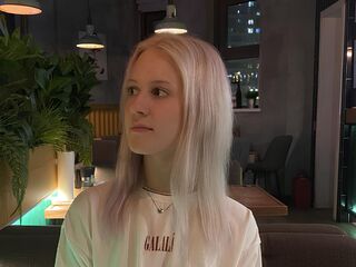 free chat MelissaOushens