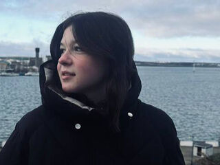 naked girl with webcam masturbating MellieTierce