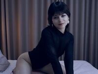 cam girl masturbating with vibrator MilaBernal