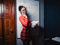 naked camgirl fingering pussy MillyFernandez