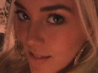 hot girl webcam video MissConly