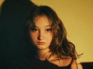 live teaser cam MonaArrowsmith