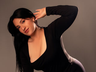 naked webcam girl photo MyaAmstrong