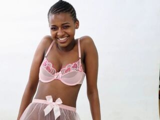 fingering cam girl video NaomiBrookes