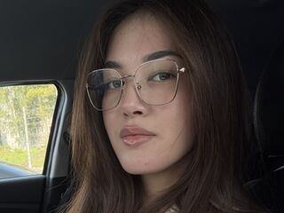kinky webcam video NikiMyles