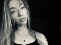 livesex cam girl NikkiTenerovich
