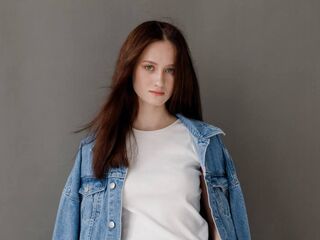 masturbating webcamgirl NoriAnn