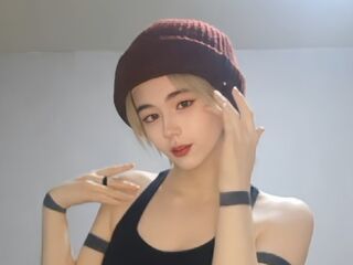 live sex video RoxannCobio